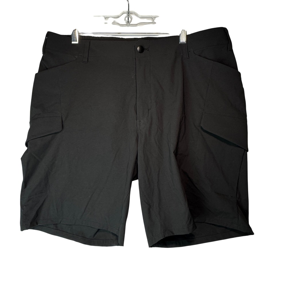 Lululemon Mens Commission Cargo Short 8 Black LM7BH2S Size 36